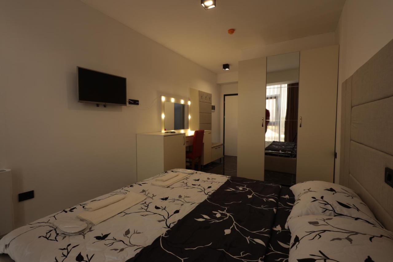Hotel Ema เทโทโว ภายนอก รูปภาพ